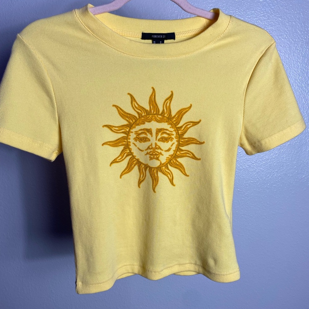 Forever 21 Yellow Sunshine Shirt Size M